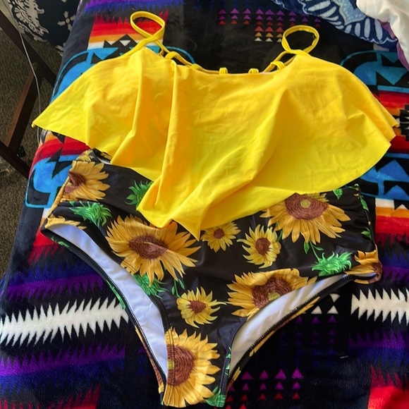 SHEIN size 0XL - Picture 1 of 3